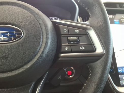 Used 2025 Subaru Outback Limited AWD/4WD image 30