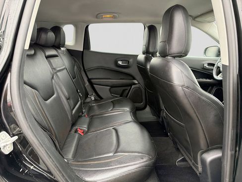 Used 2018 Jeep Compass Limited AWD/4WD image 21