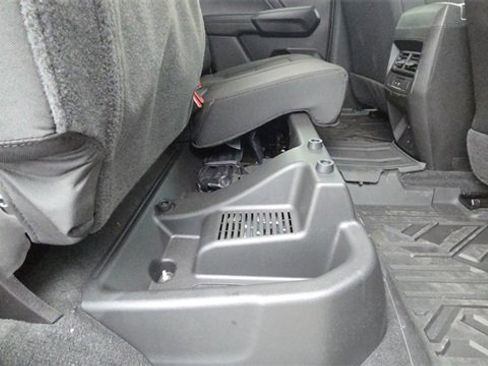 New 2026 GMC Canyon Elevation w/ Convenience Package image 26