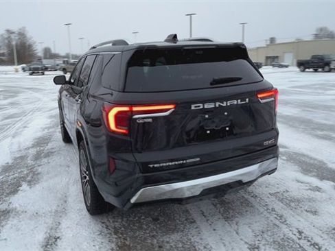 New 2026 GMC Terrain Denali w/ LPO, Floor Liner Package image 39