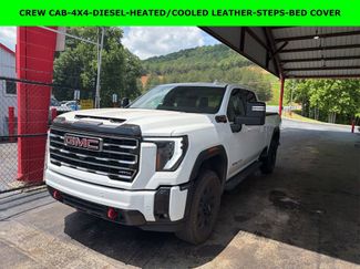 Used 2025 GMC Sierra 2500 AT4 AWD/4WD video 1