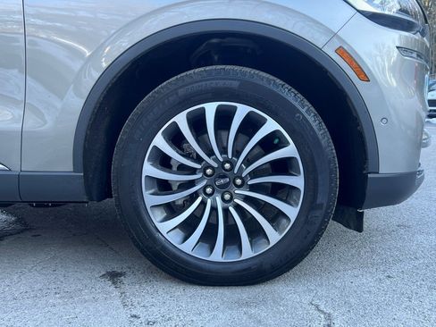 Certified 2023 Lincoln Aviator Reserve w/ Elements Package Plus image 7