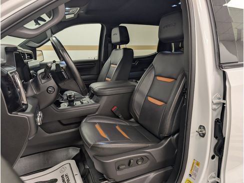Used 2024 GMC Sierra 1500 AT4 w/ Technology Package AWD/4WD image 7