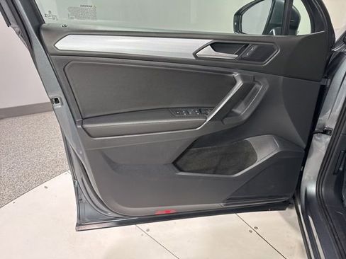 Used 2023 Volkswagen Tiguan S image 10