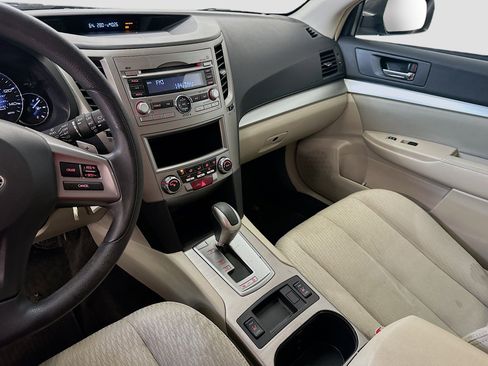 Used 2012 Subaru Outback 2.5i w/ Alloy Wheel Pkg image 24