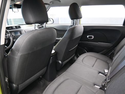 Used 2016 Kia Soul + image 31