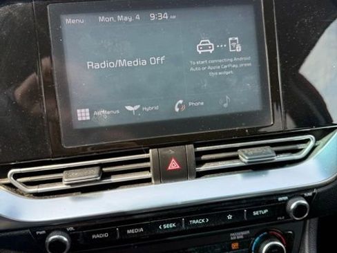 Used 2022 Kia Niro LXS FWD image 10