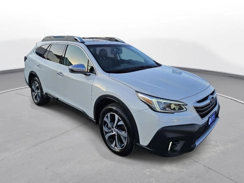 Used 2020 Subaru Outback Touring image 3