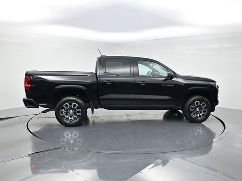 Used 2023 Chevrolet Colorado LT w/ LT Convenience Package II RWD image 4
