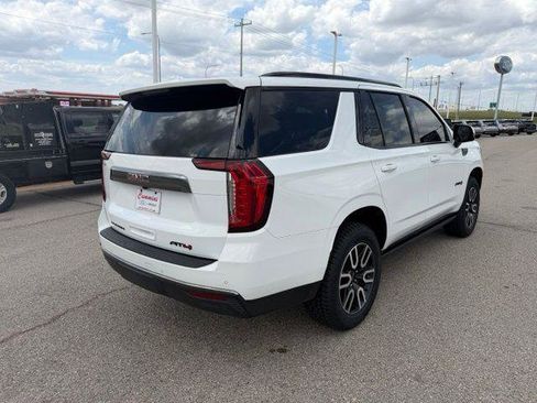 Used 2024 GMC Yukon AT4 w/ AT4 Premium Package AWD/4WD image 3