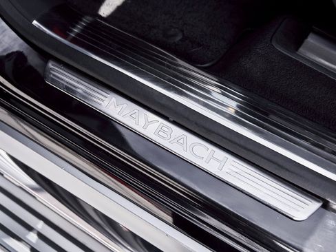 Used 2021 Mercedes-Benz Maybach GLS 600 4MATIC image 30