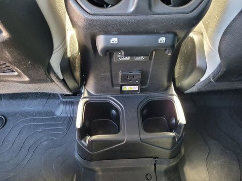 Used 2021 Jeep Gladiator Mojave image 18