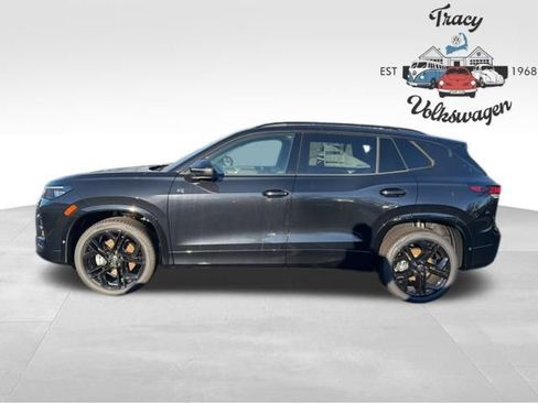 New 2025 Volkswagen Tiguan SE R-Line image 4