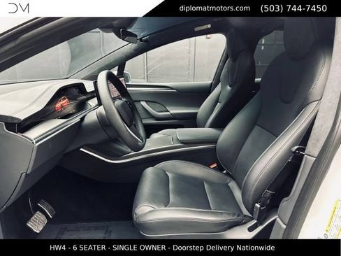 Used 2024 Tesla Model X Plaid AWD/4WD image 17