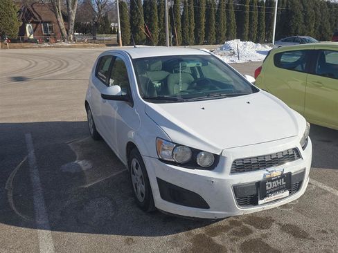 Used 2014 Chevrolet Sonic LS image 21