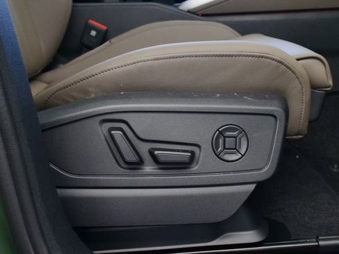 New 2025 Audi Q5 Prestige image 17