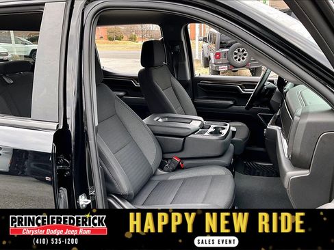 Used 2023 Chevrolet Silverado 1500 LT image 7