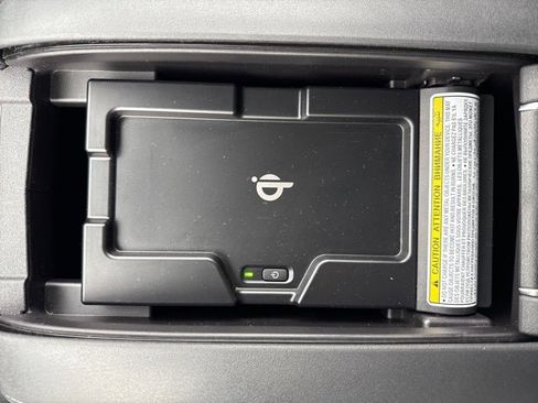 Certified 2021 Toyota Highlander Platinum image 39