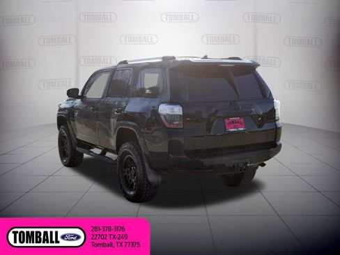 Used 2021 Toyota 4Runner SR5 image 5