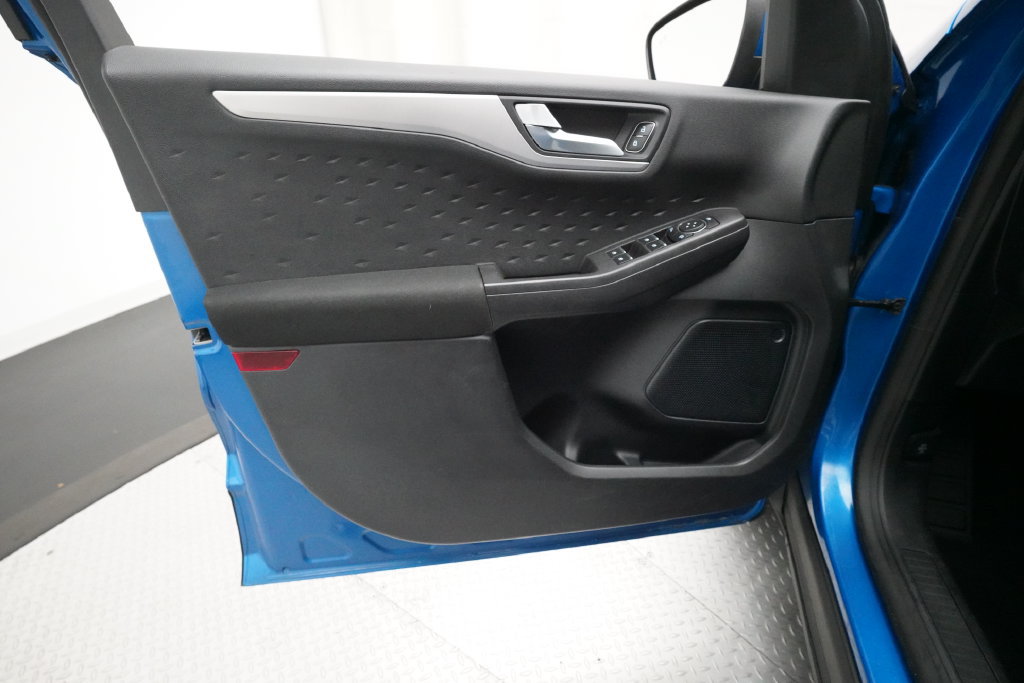 Used 2020 Ford Escape SE AWD/4WD image 26