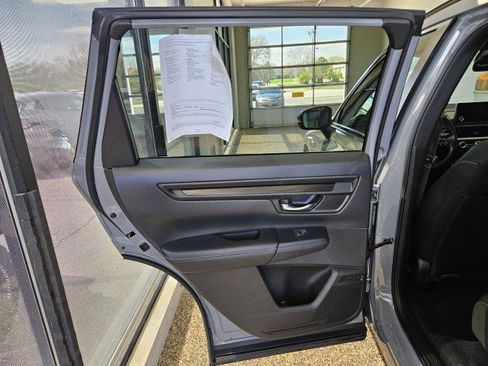 Used 2023 Honda CR-V Sport image 16