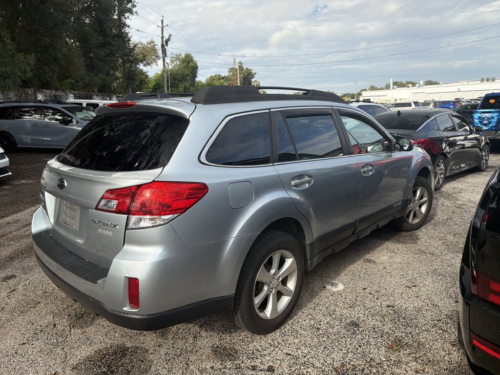Used 2014 Subaru Outback 2.5i Limited AWD/4WD image 4