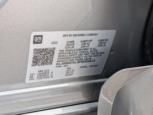 Certified 2023 Buick Encore GX Select w/ Experience Buick Package FWD image 33
