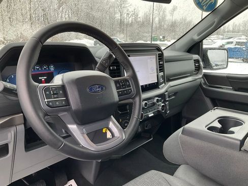 Used 2025 Ford F150 XLT w/ Equipment Group 301A Standard image 13