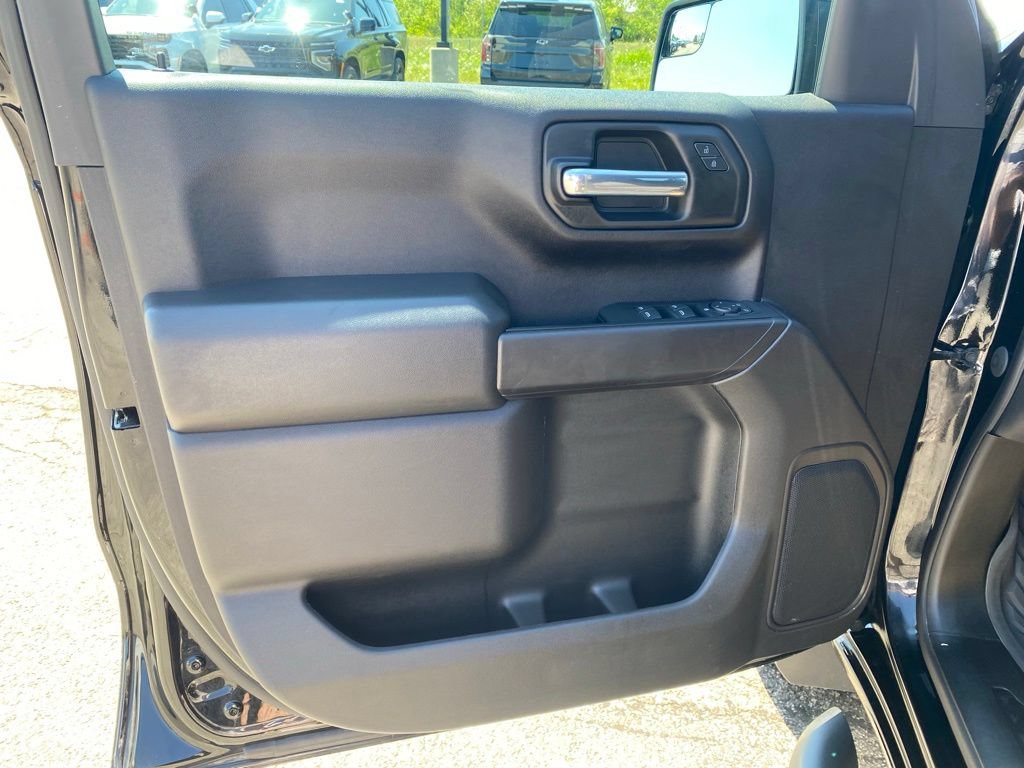 Certified 2023 Chevrolet Silverado 1500 Custom Trail Boss AWD/4WD image 9