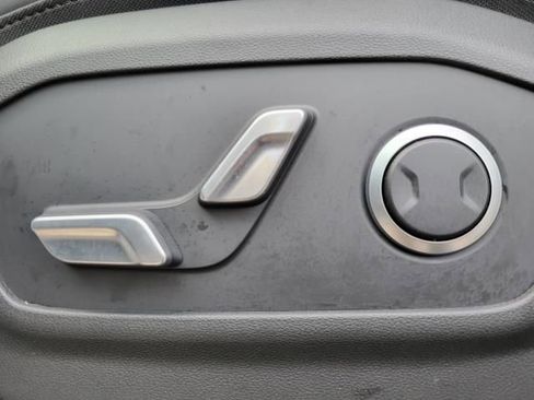 Used 2025 Hyundai Santa Fe SEL AWD/4WD image 20