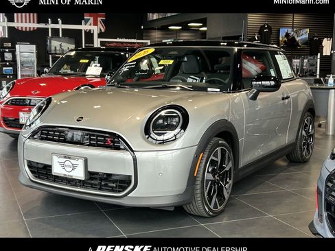Used 2026 MINI Cooper S image 1