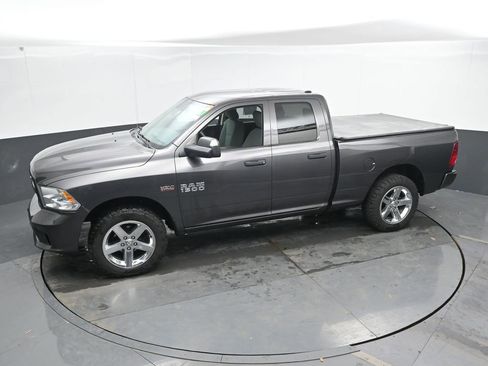 Used 2016 RAM 1500 Express image 36