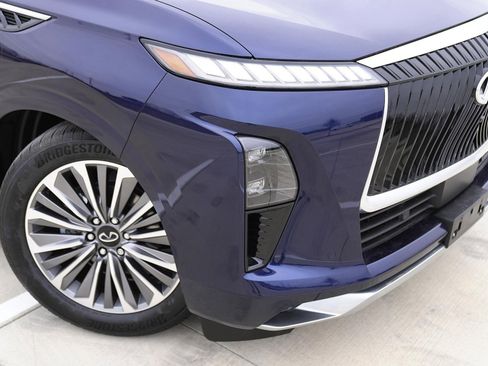 New 2025 INFINITI QX80 Sensory w/ Exterior Package image 3