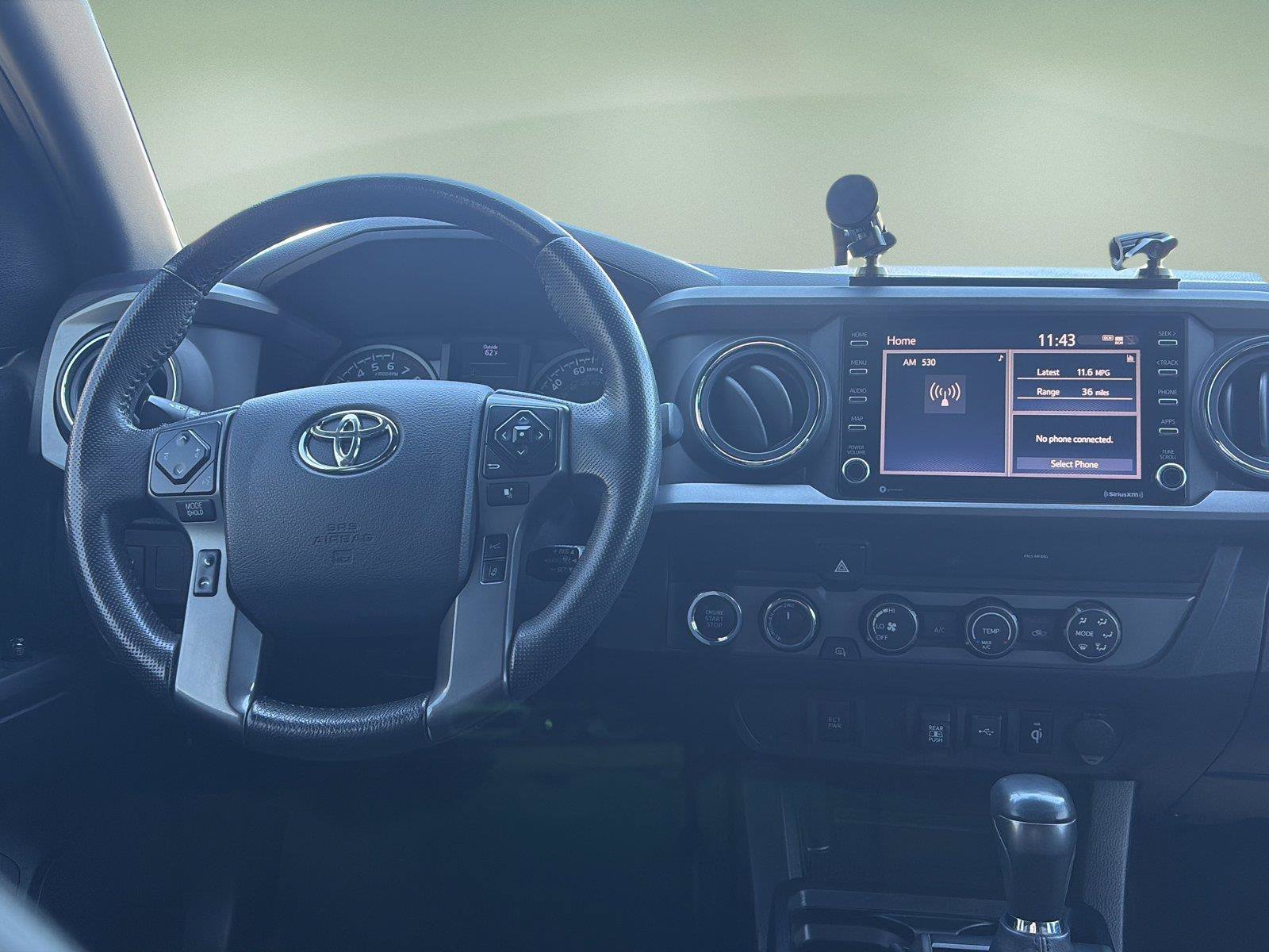 Used 2020 Toyota Tacoma TRD Sport AWD/4WD image 9