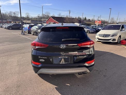 Used 2017 Hyundai Tucson Sport w/ Cargo Package image 7