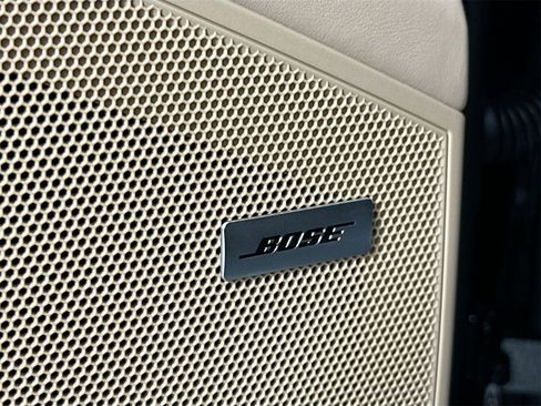 Certified 2025 Porsche Cayenne image 33