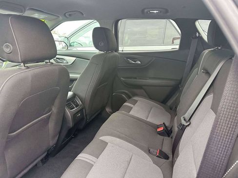 Used 2025 Chevrolet Blazer LT AWD/4WD image 10