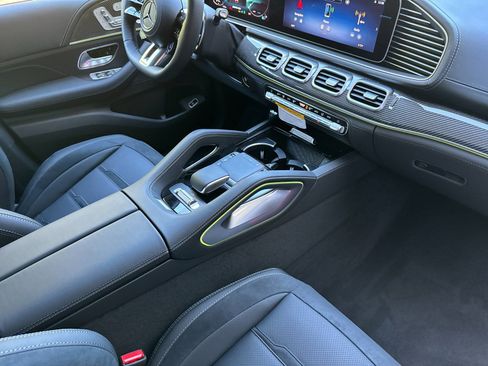 New 2026 Mercedes-Benz GLE 53 AMG 4MATIC image 16
