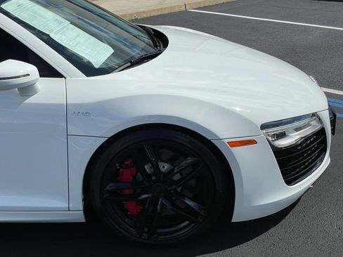 Used 2015 Audi R8 V10 w/ Full Leather Package AWD/4WD image 21