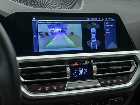 Used 2022 BMW 330i Sedan w/ Driving Assistance Package image 25