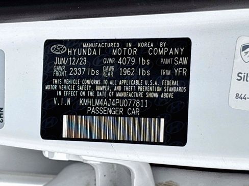 Used 2023 Hyundai Elantra Blue FWD image 31