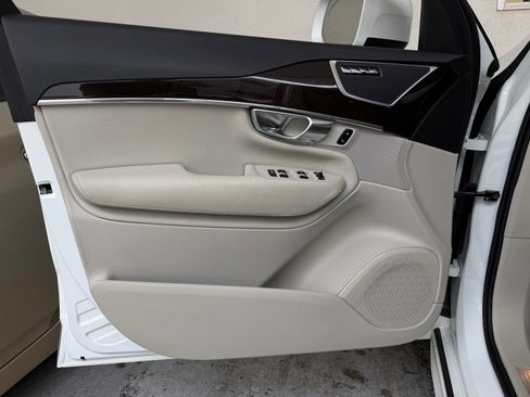 Used 2019 Volvo XC90 T6 Momentum w/ Advanced Package AWD/4WD image 21