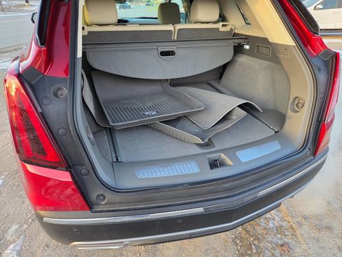 Used 2024 Cadillac XT5 Premium Luxury w/ Technology Package image 19