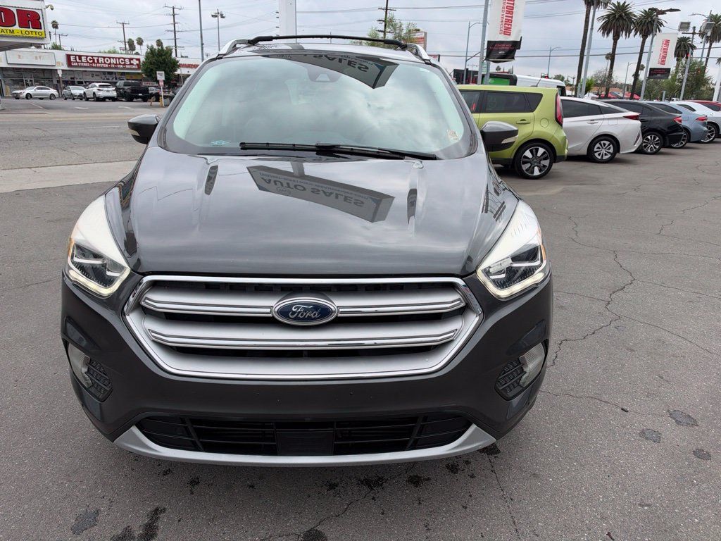 Used 2018 Ford Escape Titanium w/ Ford Safe & Smart Package FWD image 3
