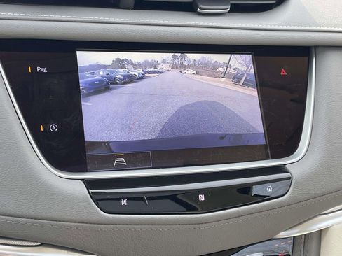 Used 2021 Cadillac XT5 Premium Luxury image 28