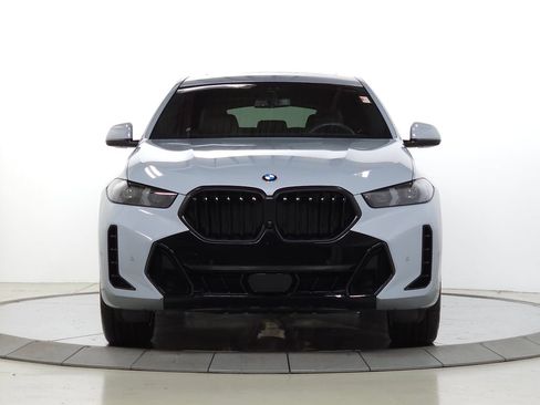 Used 2026 BMW X6 xDrive40i AWD/4WD image 2