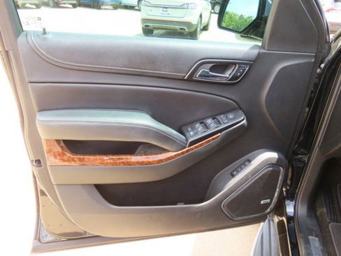 Used 2018 Chevrolet Tahoe Premier w/ Max Trailering Package image 22