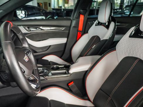 Used 2024 Cadillac CT5 V Blackwing w/ Carbon Fiber Package 2 image 12