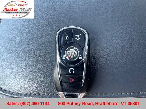 Used 2021 Buick Enclave Premium w/ Sun and Sites Package AWD/4WD image 30