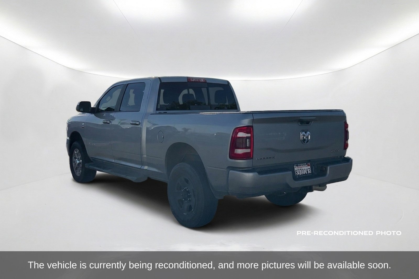 Used 2023 RAM 2500 Laramie AWD/4WD image 8